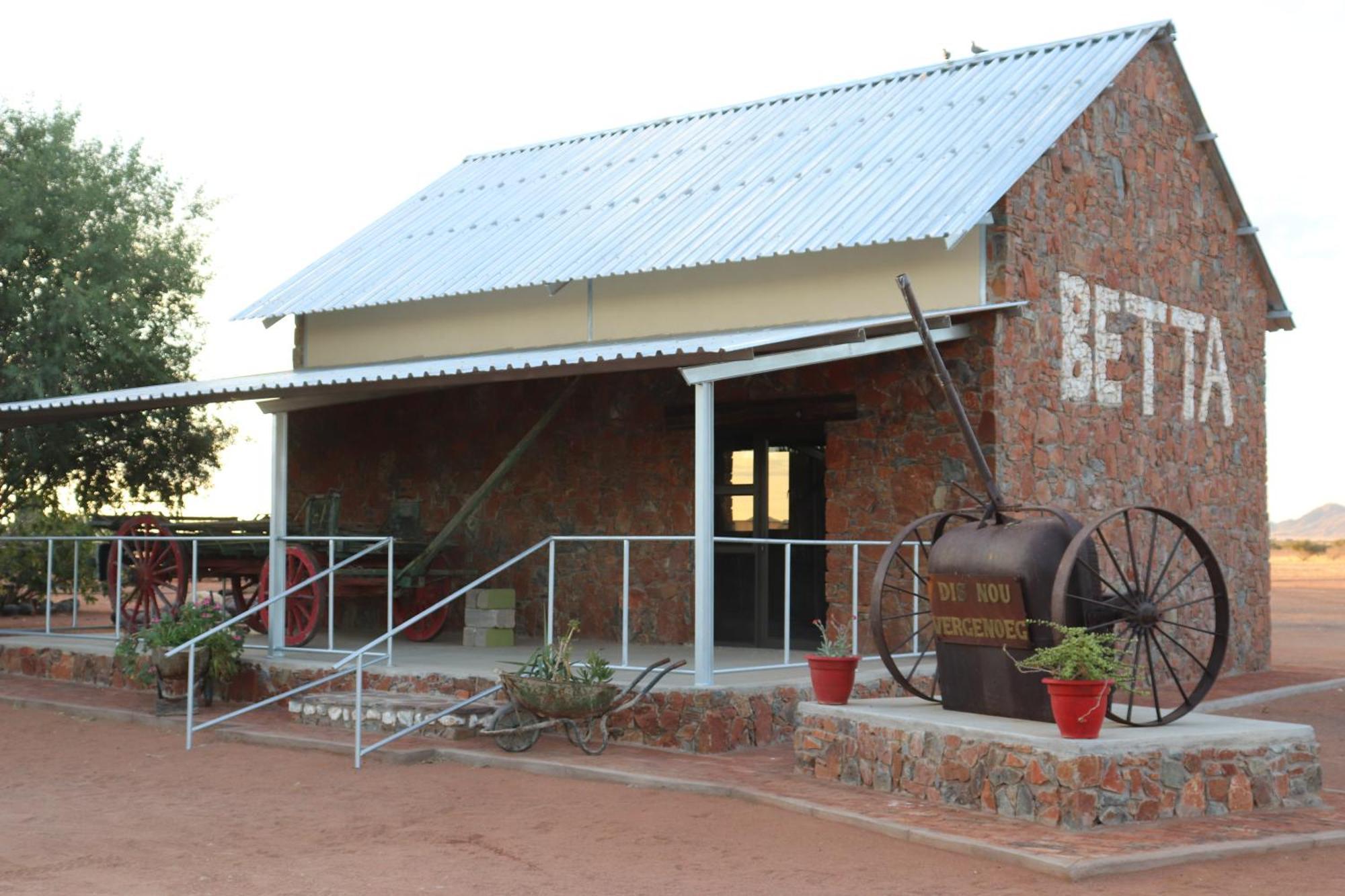 Betta Lodge Maltahohe Εξωτερικό φωτογραφία